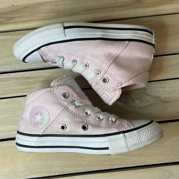 Converse No Tie Shoes - Picture 9 of 10